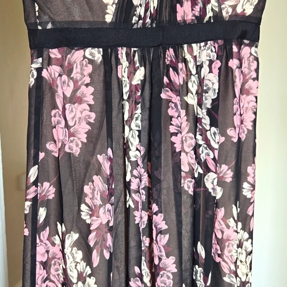BCBGMAXAZRIA Amber Strapless Floral Print Sheer Contrast Gown | Size 2 - Picture 7 of 17